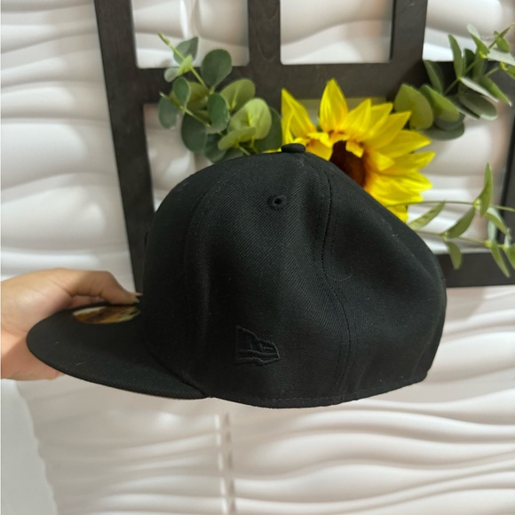 Yankee Custom Hat “Justin” name - Picture 5 of 6